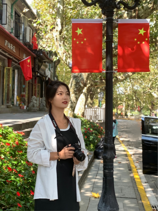 2022-10-03 21:23:39.987000